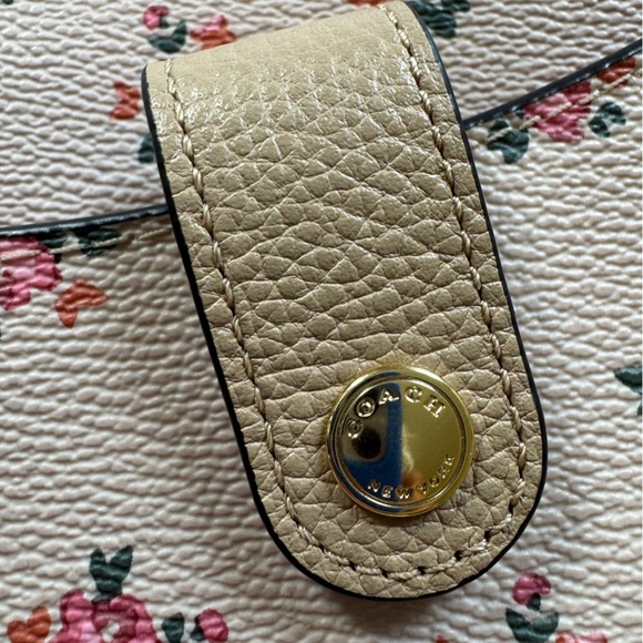 Coach Pop Up Messenger Bag in Floral Bloom crossbody bag - Picture 6 of 13